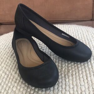 Crocs black ballet flats Sz 9 never worn